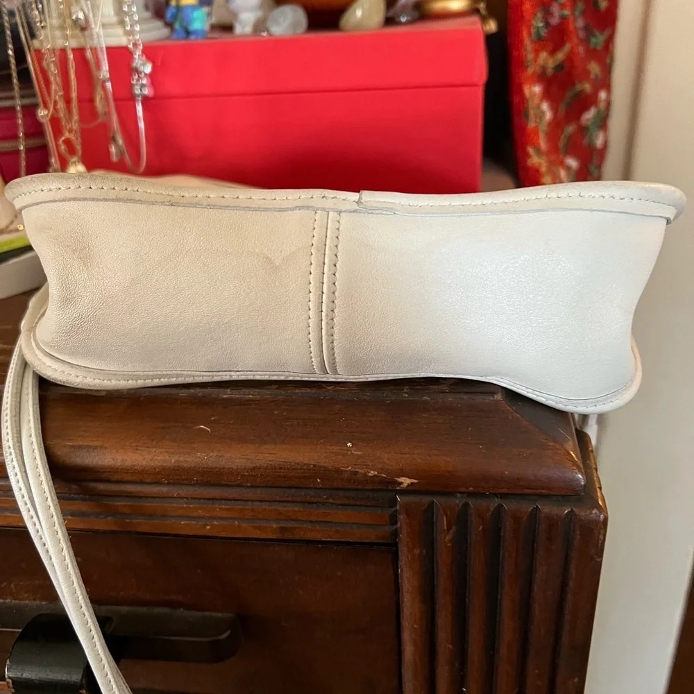 Coach cream leather Shoulder Bag - Picture 9 of 12